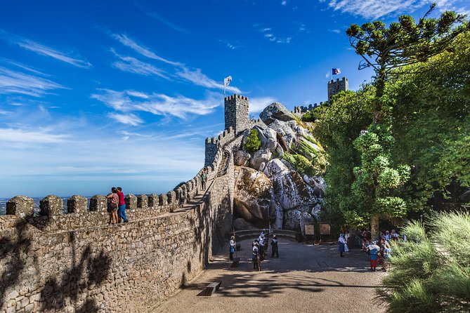 3 Tours Private / Tour SINTRA Second Day Tour FÁTIMA Third day Tour LISBON - Key highlights you’ll feel fast