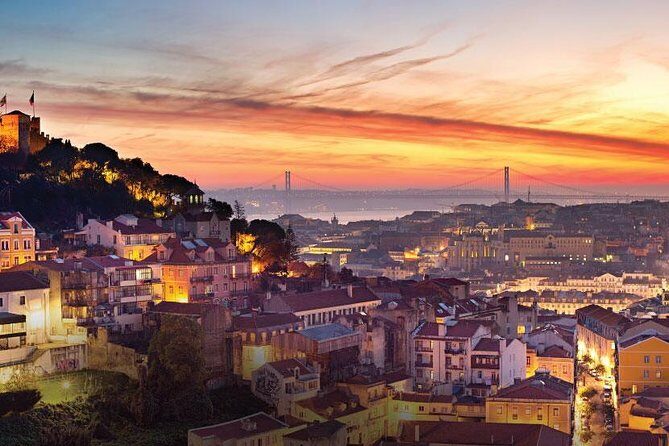 Best of Lisbon Tour, 5 days with Sintra, Cascais and Evora - Day 4 UNESCO Évora + Wine Tasting + Arraiolos Crafts