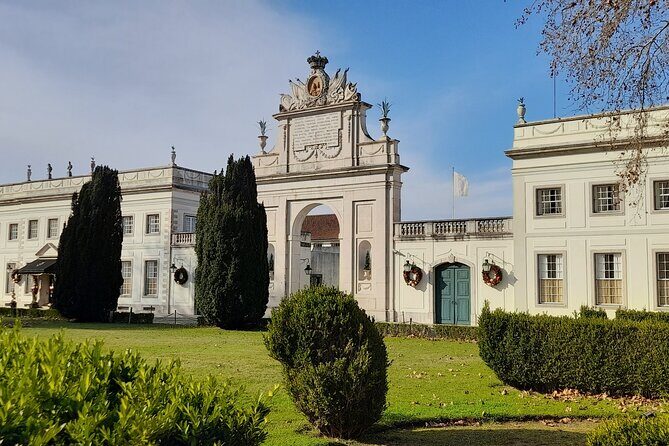 Bestseller Private Tour Sintra-Cascais with Hotel pick up - Quinta da Regaleira: wells, tunnels, and the mysticism theme