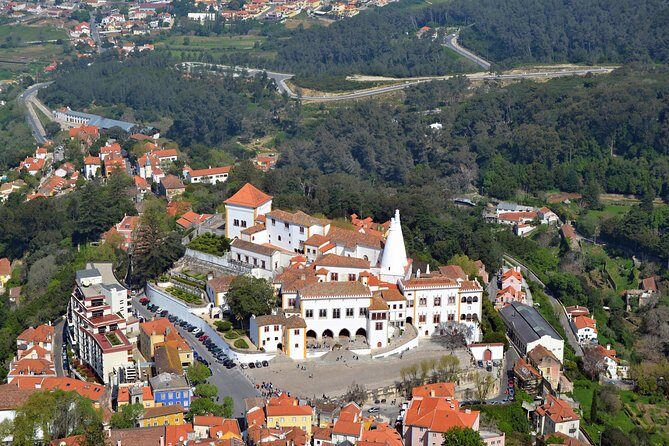 Bestseller Private Tour Sintra-Cascais with Hotel pick up - Praia das Maçãs: lunch by the sea, seafood-focus zone