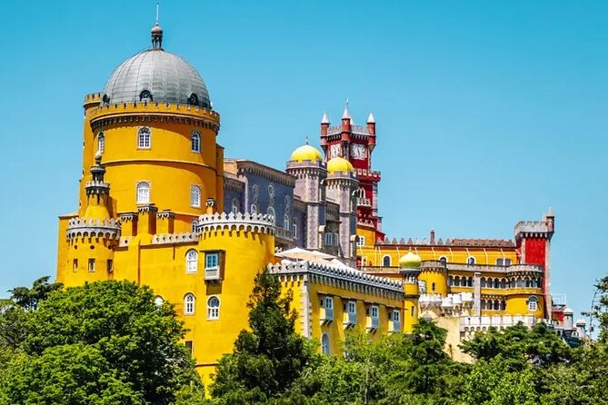 Charming Sintra on Private Guided Tour with History (All Day) - Vila Sassetti: medieval charm, sweets, and the feel of Portuguese daily life