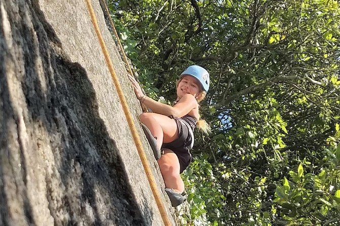 Climbing Experience in Sintra - Rappel and Adrenaline Steps at Penedo da Amizade