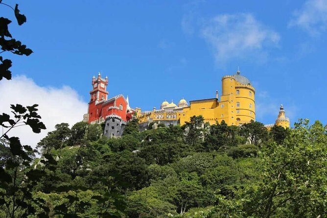 Daytrip from Lisbon to Sintra+Cascais-Large groups up to 10 pax - Key things to know before you go