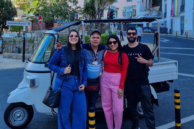 Discover Sintra of Tuk Tuk: Palaces, Legends and Landscapes - Guide Skill: Where This Tour Really Wins