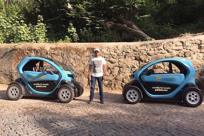 E-Car Self Guided Tour / Palacio da Pena / Regaleira / Monserrate - Stop 1: Park and National Palace of Pena (2 hours)