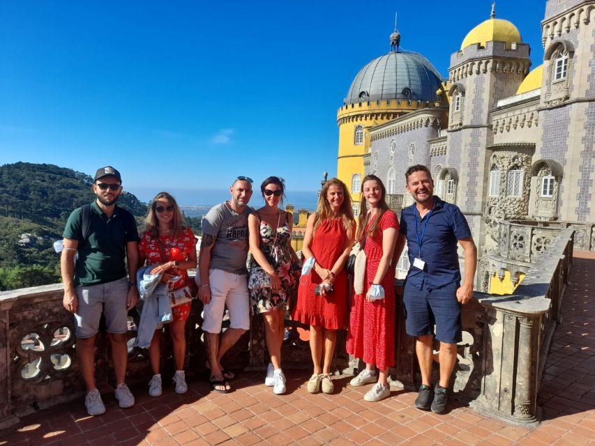 From Lisbon: 10-Hour Palaces Tour in Cascais and Sintra - The lunch break: plan for an extra cost