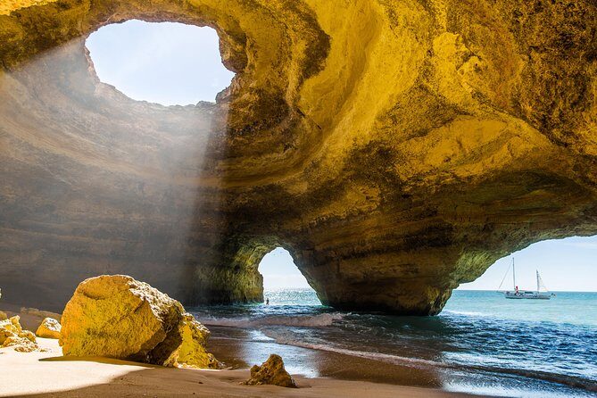 From Lisbon: Algarve Private Tour to Portimao, Lagos and Sagres - Lagos: walk the old town edges and soak up the cliff views