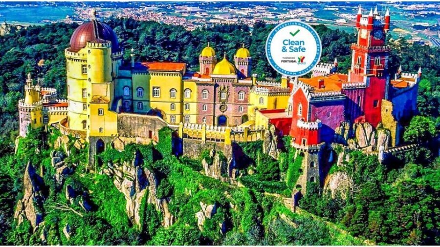 From Lisbon: Full-Day Tour to Sintra and Cascais by Car - Lunch by the coast: a reset before Sintra’s palace sprint