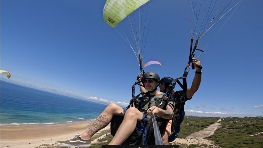 From Lisbon: Paragliding Tandem Flight - Safety and Pilot Skill: What to Look For in Real Time