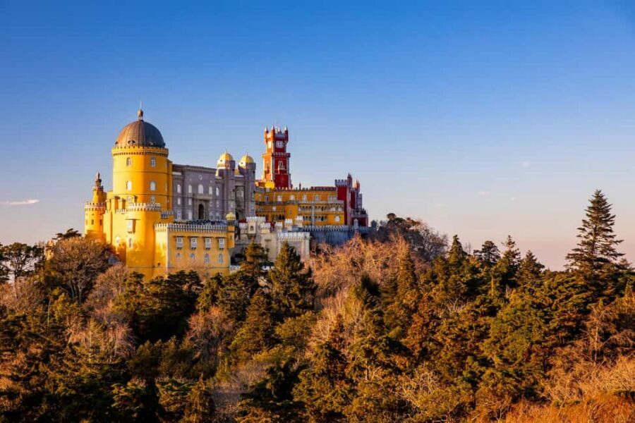 From Lisbon: Sintra Cascais Guided Tour with a Local Expert - Pena Palace timing: fast entry and 1.5 hours to see the main show