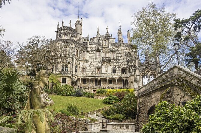 From Lisbon: Sintra, Pena Palace and Regaleira - Sintra Old Town Lunch Break: Where the Guide Saves You Time
