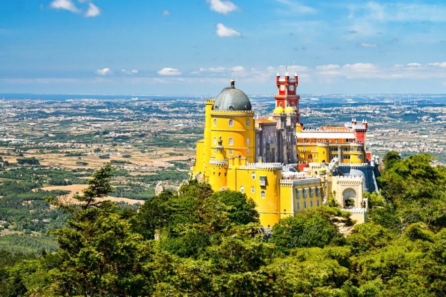 From Lisbon: Sintra to Cascais Full-Day Guided E-Bike Tour - The route in plain English: from Rossio Station to Cascais on the coast