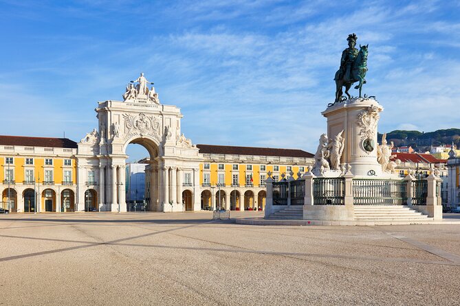 From Lisbon: Small Group Sintra, Pena Palace, Cascais & Belém - The guide makes or breaks the day: what you’ll notice