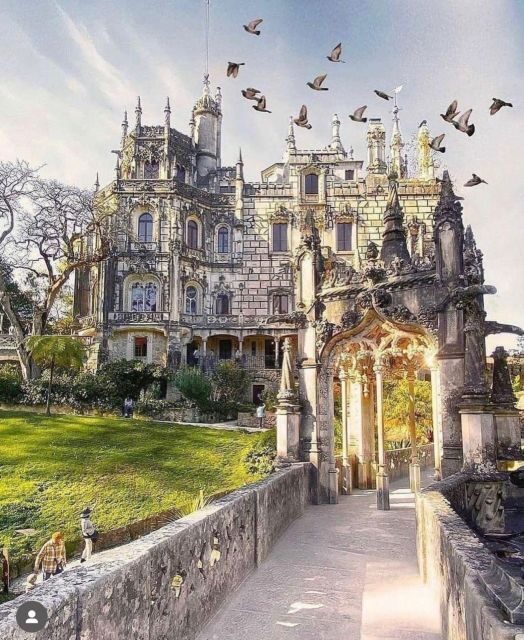 From Lisbon: Visit Queluz, Sintra, Cabo da Roca and Cascais - Starting smart: Restauradores Square to the Sintra zone