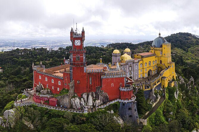 Full-day Private Tour to Sintra and Cascais from Lisbon - Private Sintra and Cascais: what a 10-hour day feels like