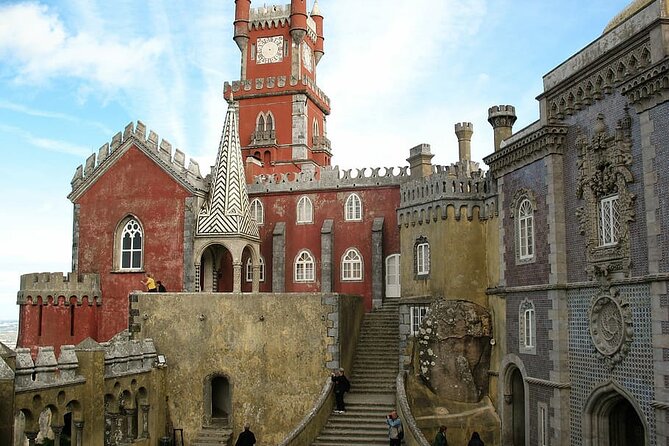 Full Day Sintra Cascais Amazing Tour - Guincho Beach and Estoril by car: seeing more without adding stress