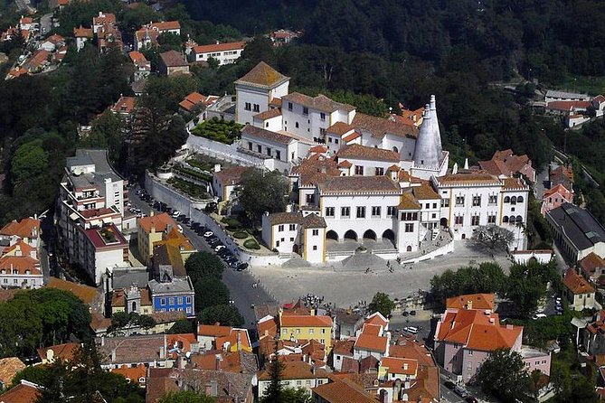 Group to Pena Palace, Sintra (pass by Regaleira) and Cascais - Price and value: what your $66.37 really buys