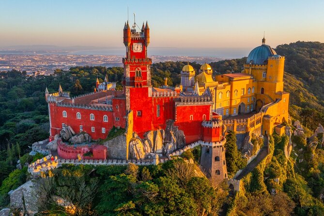 Group Tour to Sintra, Pena, Regaleira, Cabo da Roca & Cascais - Cascais free time: where lunch actually fits