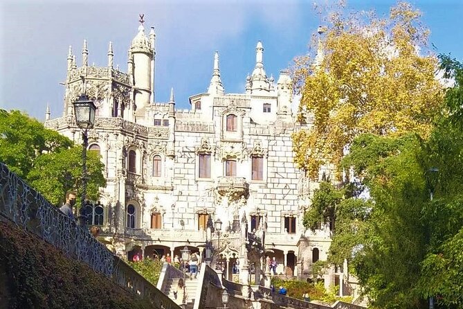 Historic center of Sintra on foot - Volta do Duche and the Old Streets With Haunting-Style Legends