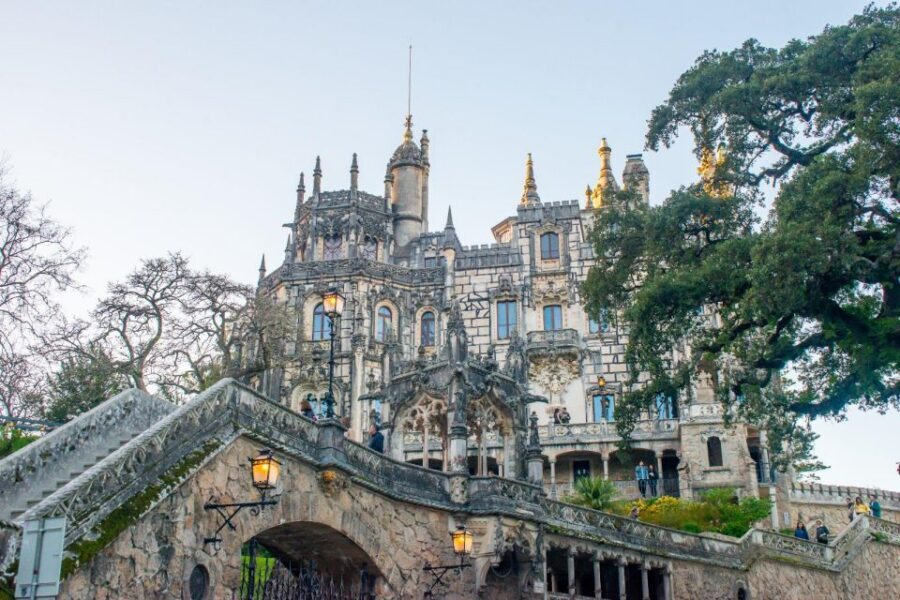 Lisboa: Sintra, Pena Palace, Cascais and Cabo da Roca - The Travesseiro moment: how to eat well without stalling the tour