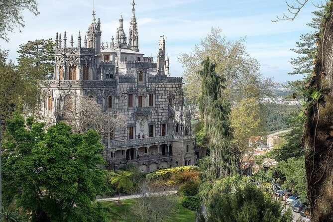 Lisbon Airport Transfer to Sintra or Cascais - Door-to-Door Lisbon Airport Transfers That Keep Your Day Intact