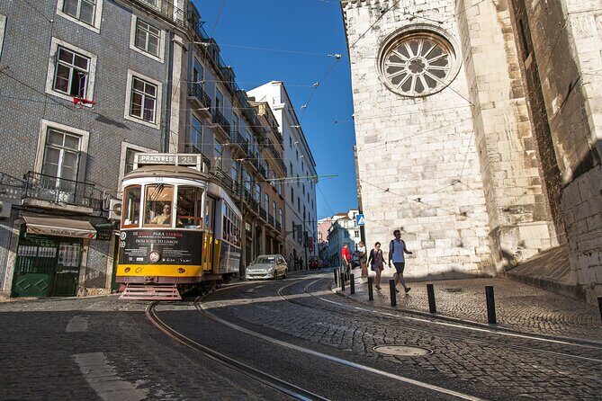 Lisbon and Sintra Essence 8H - Private Tour - Pena Palace in Sintra: why the extra ticket matters