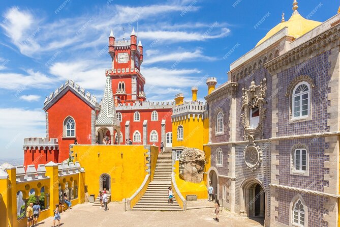 Lisbon: Pena Palace, Cabo da Roca, Cascais private tour - Pacing, Rain, and What to Pack for This Full-Day Route