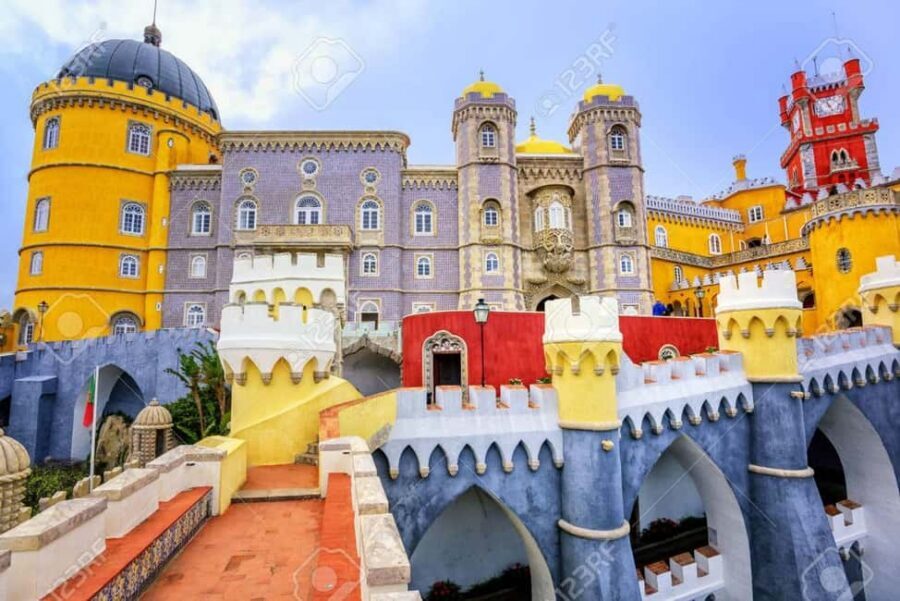 Lisbon: Pena Palace, Sintra, Cabo da Roca, & Cascais Tour - Getting to Sintra: a car that saves your energy