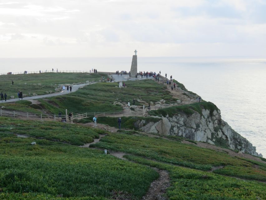 Lisbon: Pena, Regaleira & Atlantic Coast Tour with a Local - Key things I’d focus on before you go