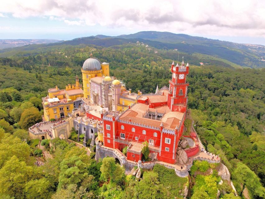 Lisbon: Private Sintra, Pena Palace, Cabo da Roca, & Cascais - Sintra Break Time: Use It Like a Local, Not Like a Tourist