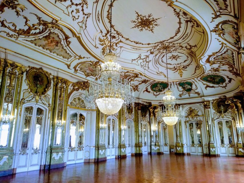 Lisbon: Private Tour Sintra, Cabo da Roca and Cascais - Sintra’s Historic Center: National Palace, Moors Castle, and Old Streets