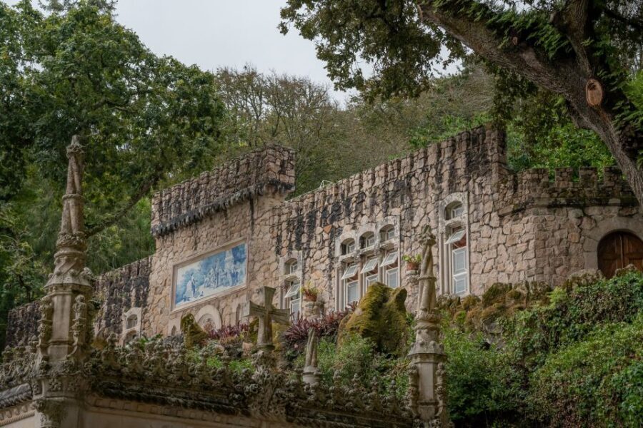 Lisbon: Regaleira, Sintra, Cape Rock & Cascais Day Trip - Quinta da Regaleira: why this place feels like a story you can walk through