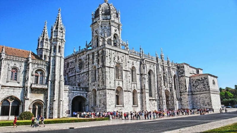 Lisbon: Sintra, Cascais, and Cabo da Roca , Lets Go Tours - Getting Sintra right: historic center time with context