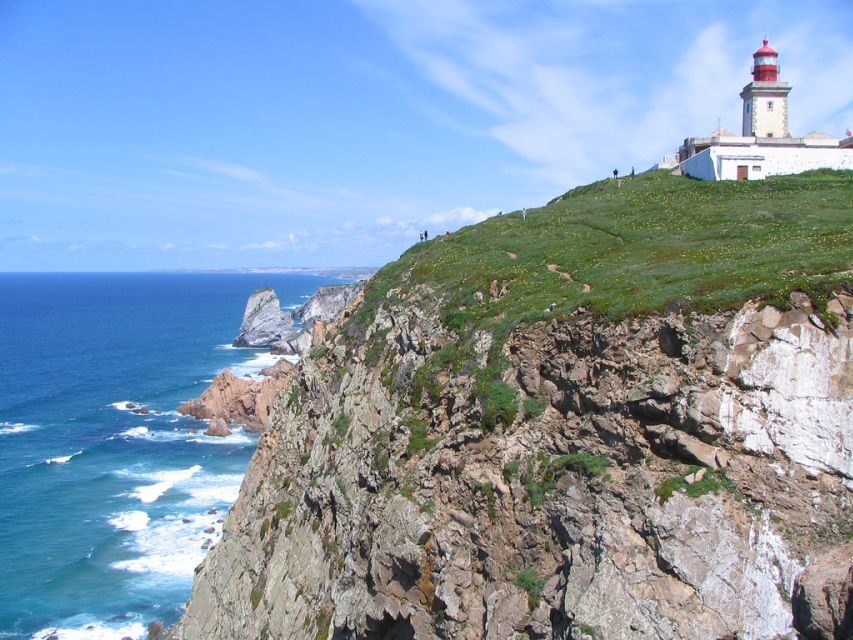 Lisbon: Sintra, Cascais and Estoril Private Day Tour - Cascais: bay walks with an exiled-royalty vibe