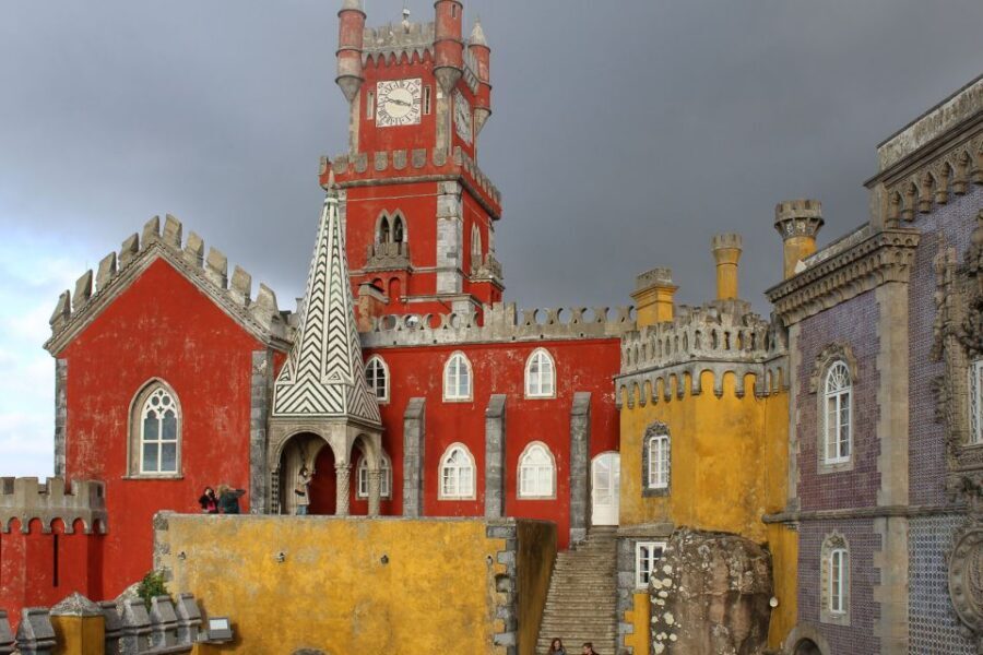 Lisbon: Sintra, Cascais, & Estoril Guided Day Tour - Cabo da Roca: where you see the cliffs and feel the “western edge” idea