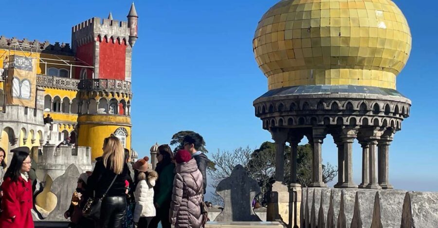 Lisbon: Sintra, Cascais, & Estoril Guided Day Tour - Small-group pace, guide quality, and what 8 hours really feels like