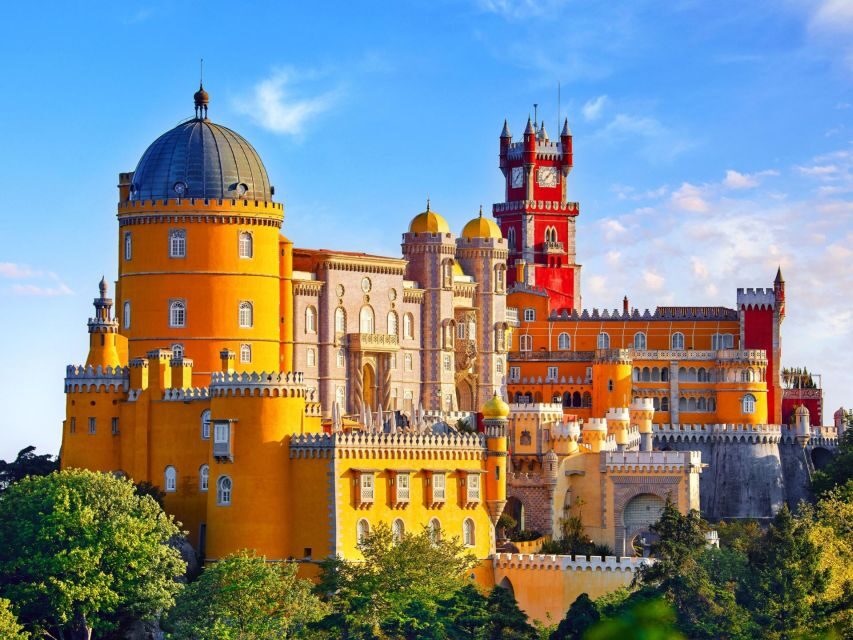 Lisbon: Sintra, Pena, Cabo da Roca Coast & Cascais Day Tour - Cabo da Roca cliffs: your best Atlantic photo ops come in short, focused moments
