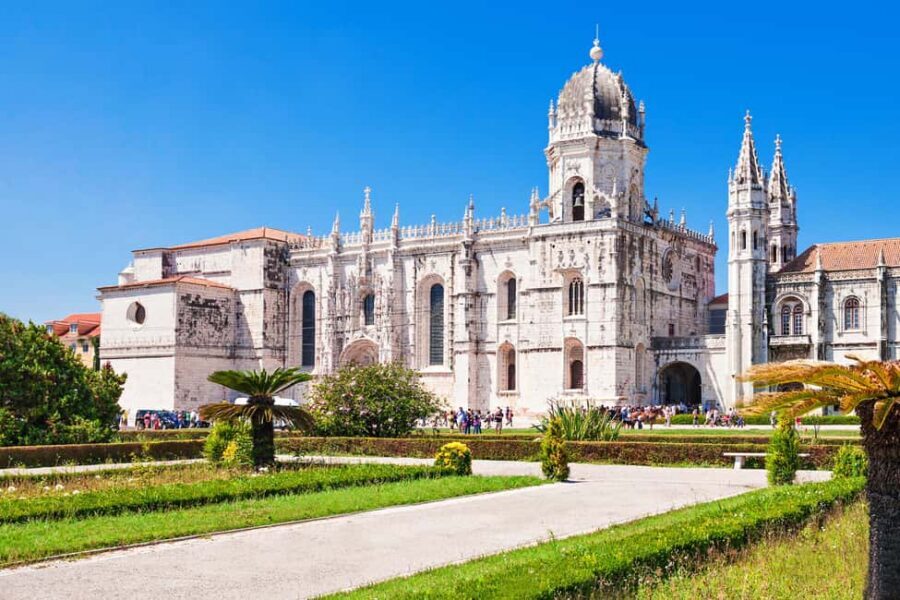 Lisbon: Sintra, Pena Palace, Belém, Cascais Small Group Tour - Cascais: a short guided coastal break that changes the pace