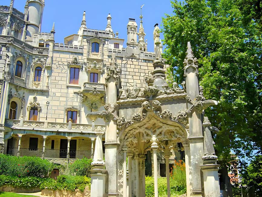 Lisbon: Sintra, Pena Palace, Cabo da Roca, & Cascais Tour - Cabo da Roca cliff views: short stop, big feelings