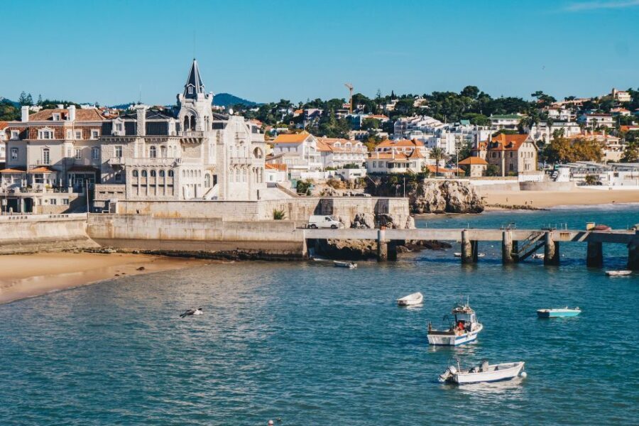 Lisbon: Sintra, Pena Palace, Cabo Roca Coast & Cascais Tour - Tour Guides and Timing: The Real Secret Sauce