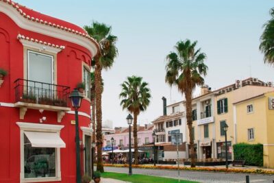 Lisbon: Sintra, Pena Palace , Cascais & Cabo Small Group Day Tour - Av. da Liberdade Pickup and Small-Group Comfort