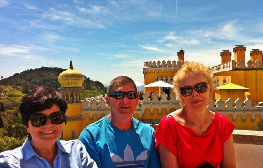 Lisbon: Sintra & Pena Palace Guided Tour with Hotel Pickup - The big-picture win: romantic Sintra plus real ocean views