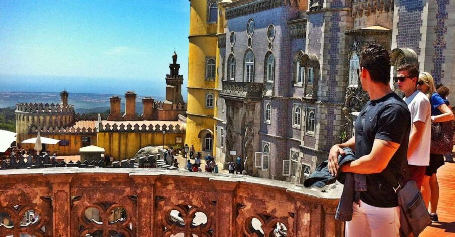 Lisbon: Sintra & Pena Palace Guided Tour with Hotel Pickup - Hotel pickup and the van ride: why logistics can make or break it