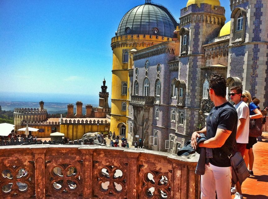 Lisbon: Sintra & Pena Palace Guided Tour with Hotel Pickup - Sintra’s historical center: free time for pastries and pacing