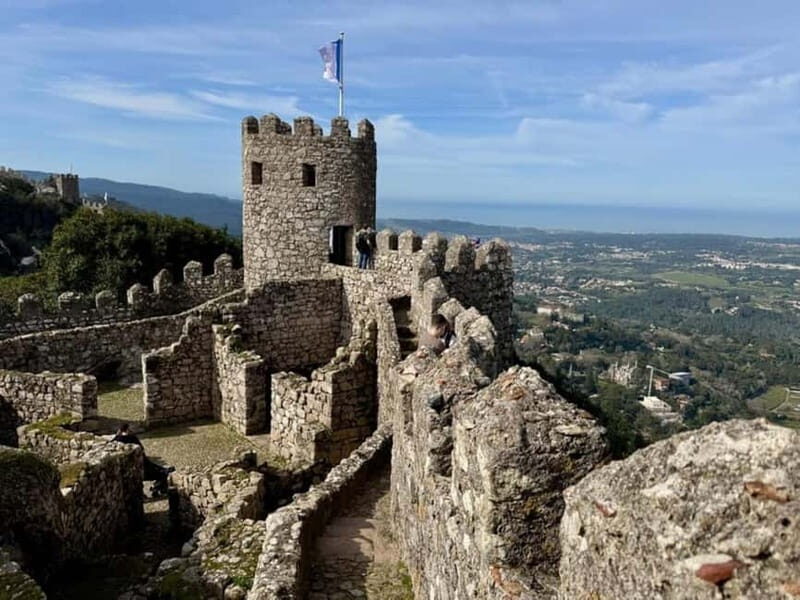 Lisbon: Sintra, Pena Palace, Moorish Castle & Regaleira Tour - Moorish Castle: Windy Walks and the Top-View Moment