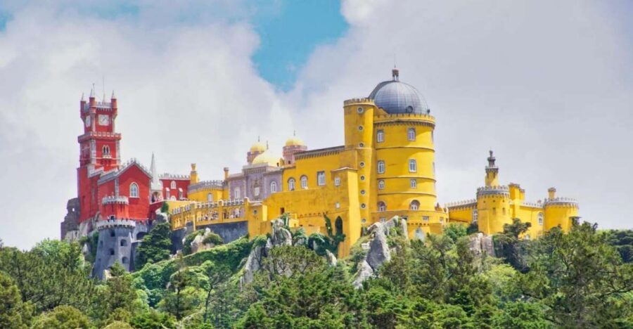 Lisbon: Sintra, Pena Palace, Quinta Regaleira, Cabo da Roca - Quinta da Regaleira: Gothic-meets-Manueline mystery and that famous well