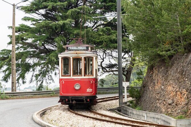 Lisbon: Sintra, Pena, Regaleira, Cabo Roca Coast and Cascais 8h - Pena Palace: famous for a reason, plan your time