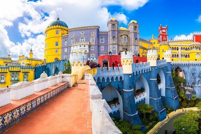 Lisbon: Sintra, Pena, Regaleira, Cabo Roca Coast and Cascais 8h - Quinta da Regaleira: guided tunnels and the Initiation Well