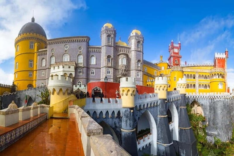 Lisbon: Sintra Tour with Optional Regaleira & Pena Gardens - Pickup, Van Comfort, and Small-Group Energy
