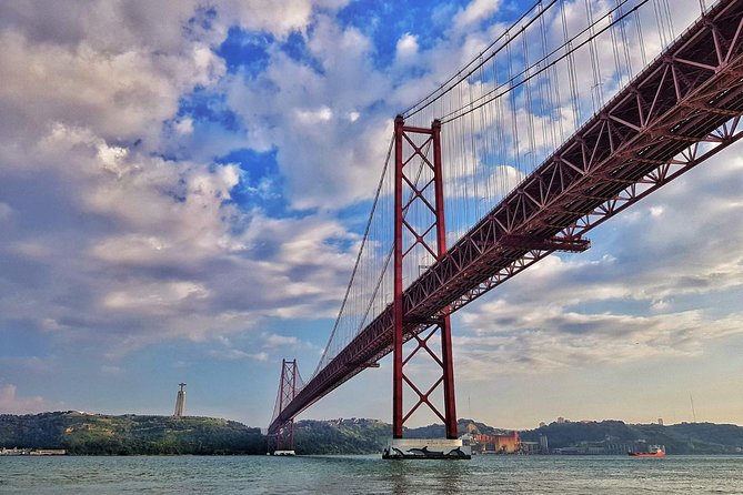 Lisbon’s Wonders – The capital Private Tour - Why Cristo Rei sets the tone for your Lisbon day